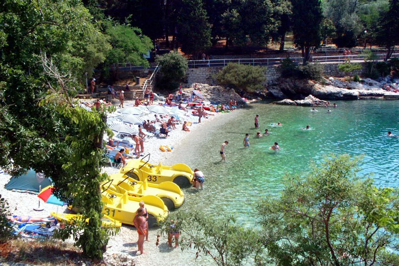 Apartments With A Parking Space Rabac, Labin - 9652 Екстериор снимка