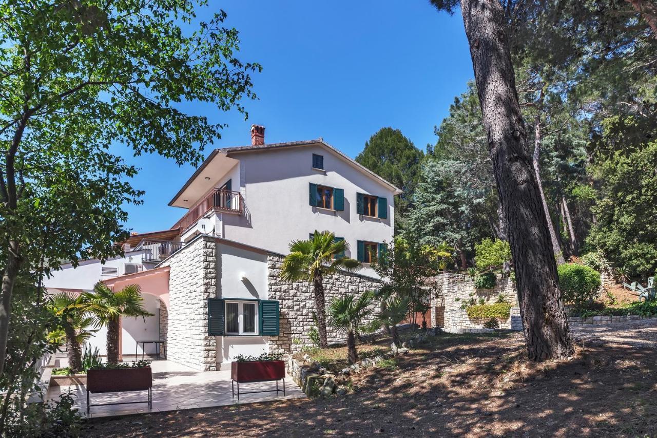 Apartments With A Parking Space Rabac, Labin - 9652 Екстериор снимка