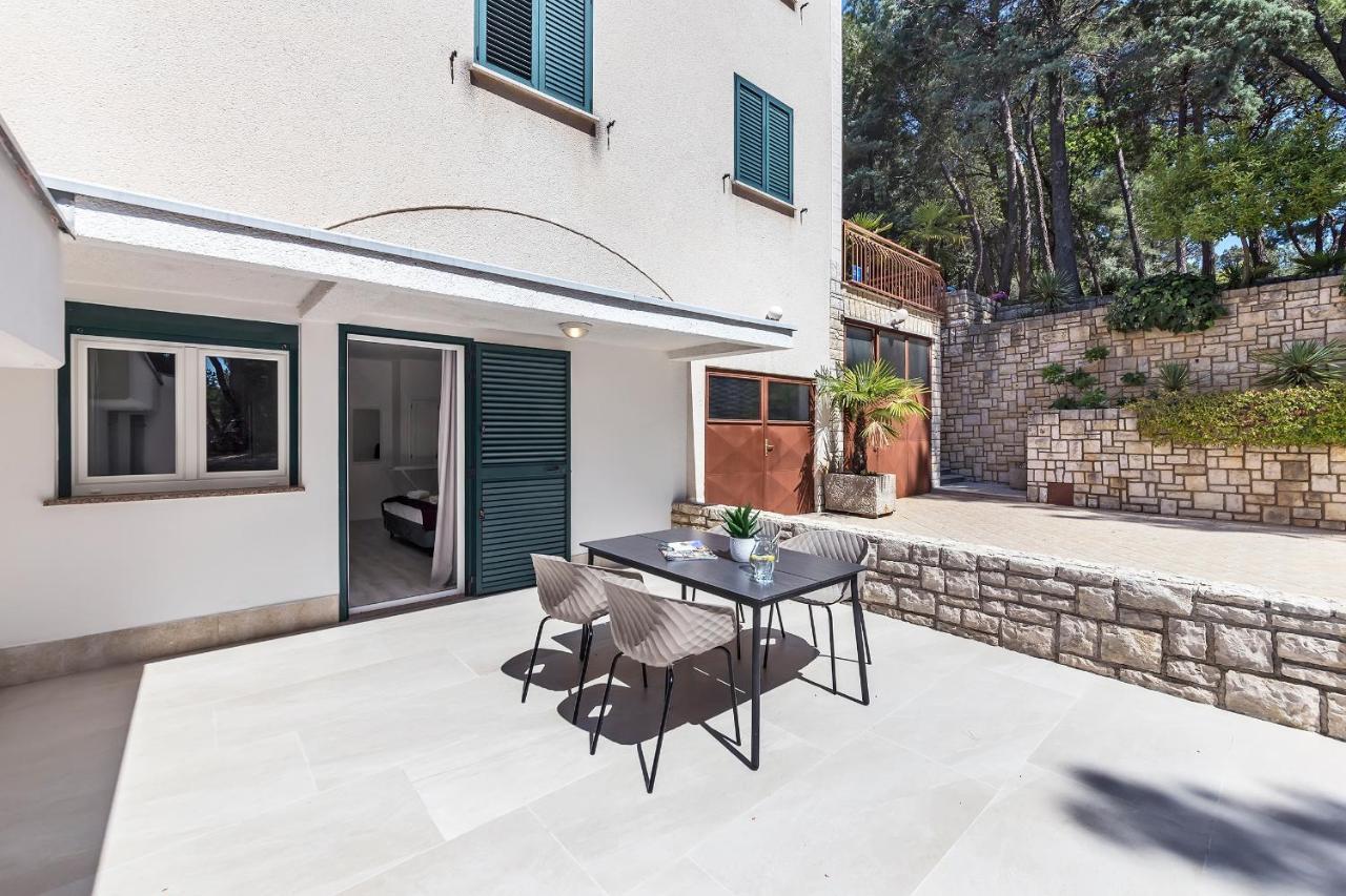 Apartments With A Parking Space Rabac, Labin - 9652 Екстериор снимка