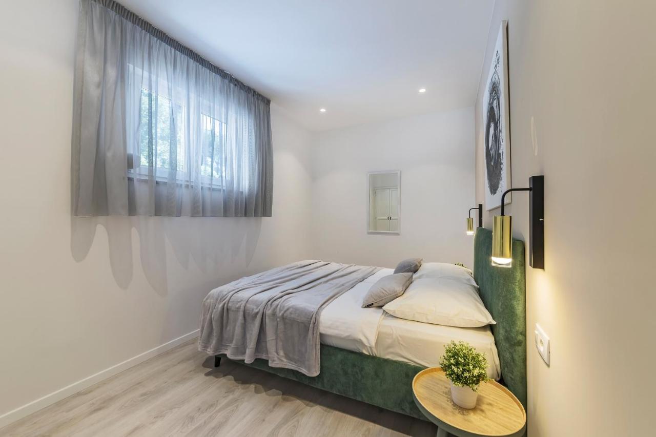 Apartments With A Parking Space Rabac, Labin - 9652 Екстериор снимка