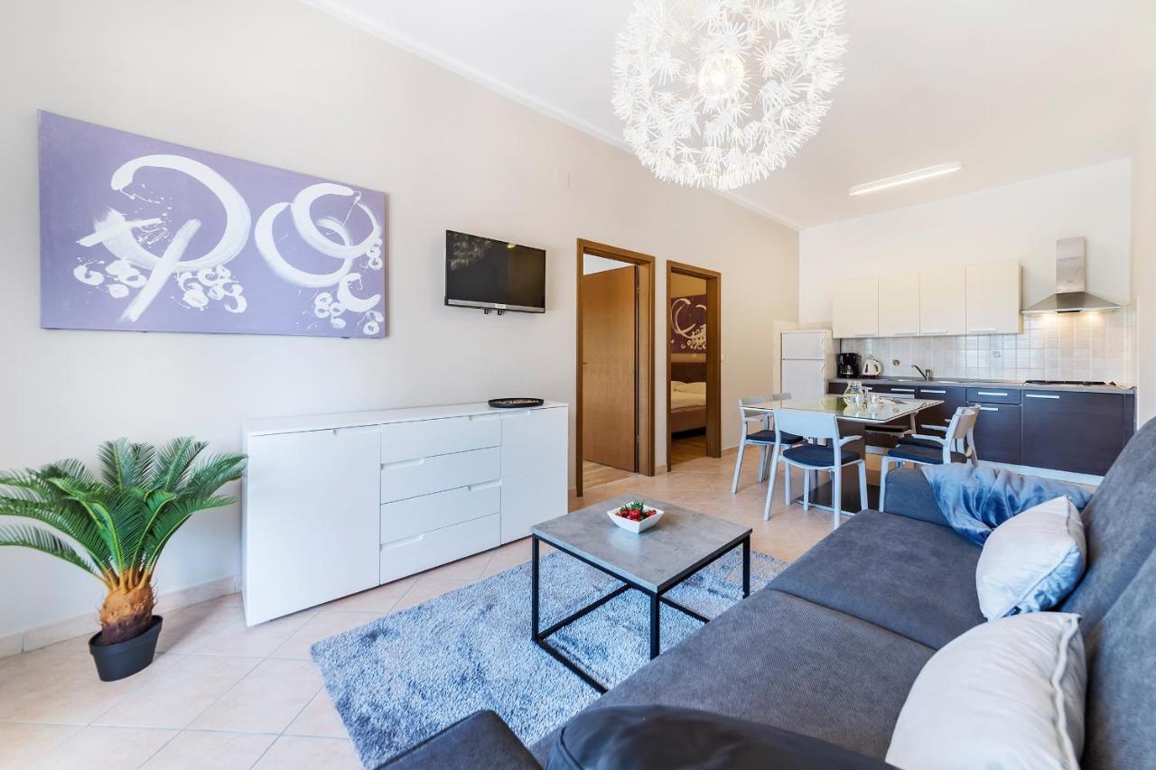 Apartments With A Parking Space Rabac, Labin - 9652 Екстериор снимка