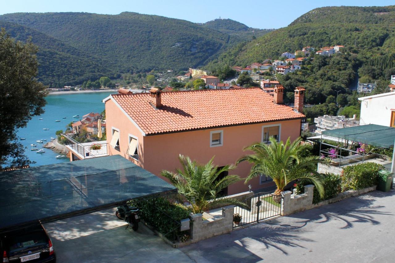 Apartments With A Parking Space Rabac, Labin - 9652 Екстериор снимка